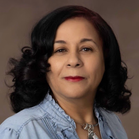 Meet your Posher, Robin - Picture 1 of 1